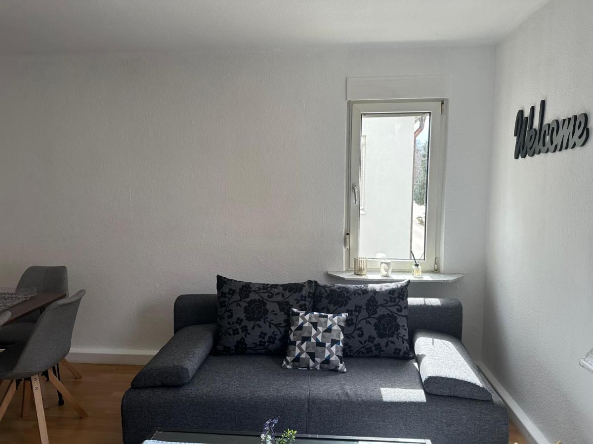 Ferienwohnung Zentral In Stadt- Und Bodenseenahe Friedrichshafen Bagian luar foto